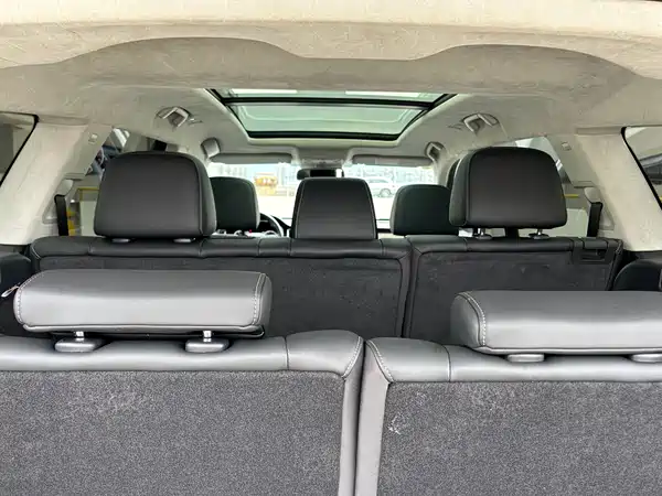 Hongqi HS7 2022, фото 10
