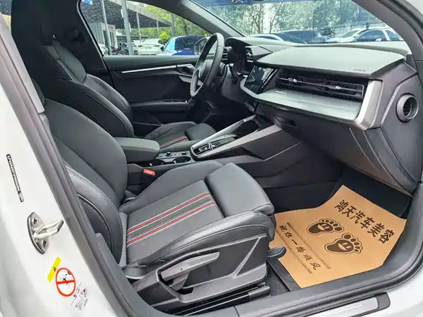 Audi A3 2022, фото 11