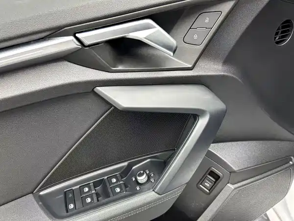 Audi A3 2022, фото 10
