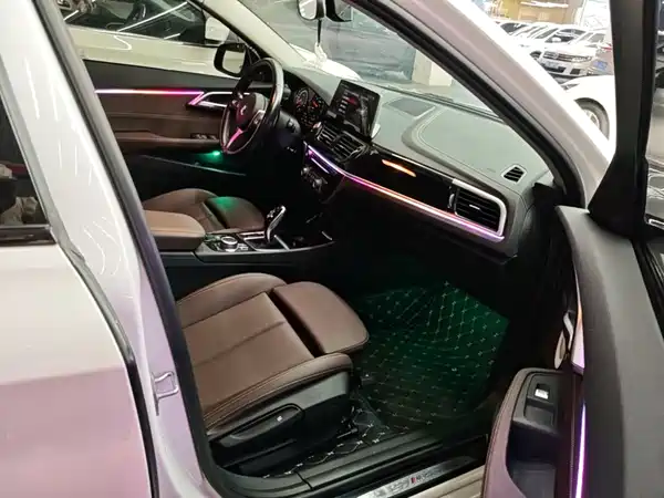 BMW 1 Series 2023, фото 24