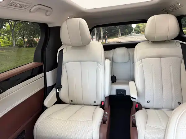 BYD Xia 2025, фото 7