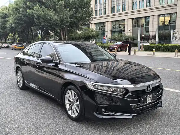 Honda Accord 2022, фото 8