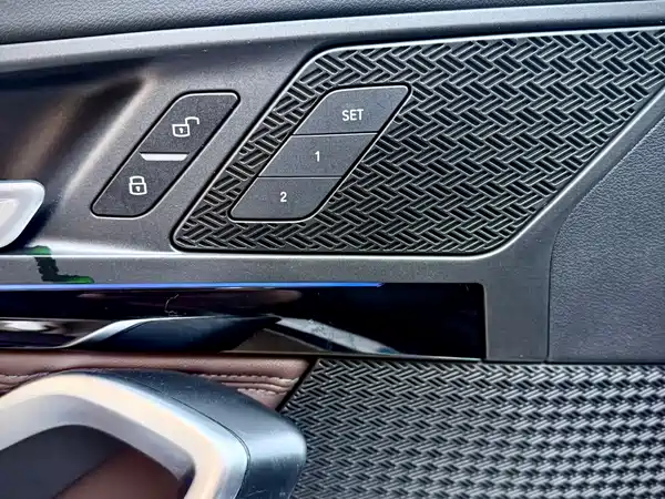BMW X1 2023, фото 17