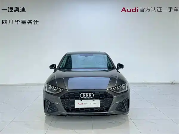 Audi A4L 2022, фото 2