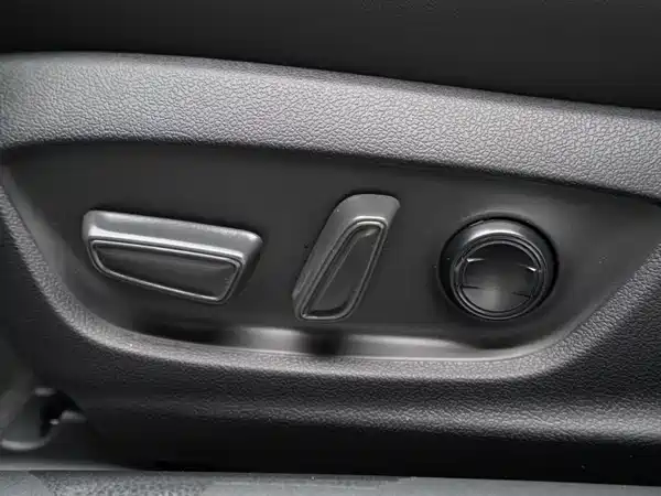 Toyota Avalon 2023, фото 6