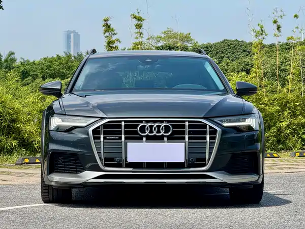 Audi A6 2022, фото 2