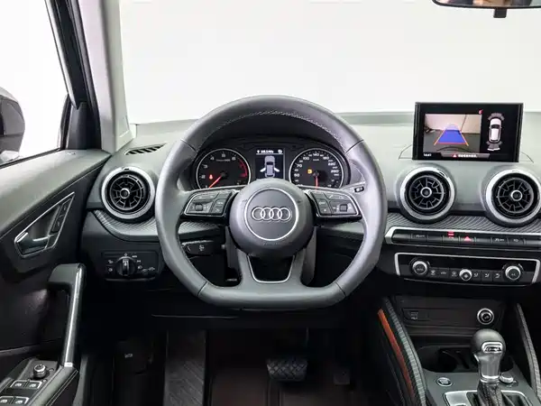 Audi Q2L 2024, фото 19