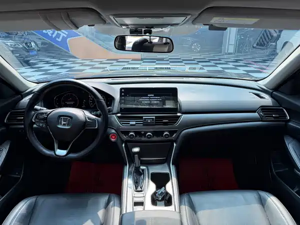Honda Accord 2022, фото 7