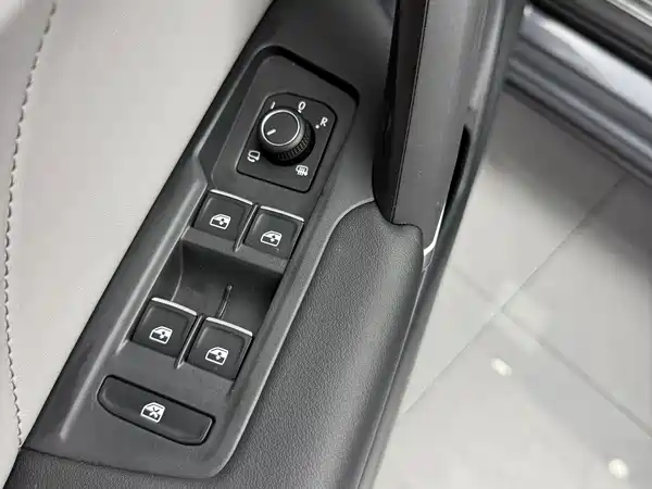 Volkswagen Tayron 2023, фото 8