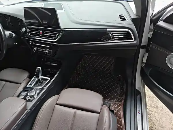 BMW 1 Series 2022, фото 6