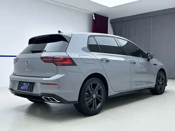 Volkswagen Golf 2023, фото 6