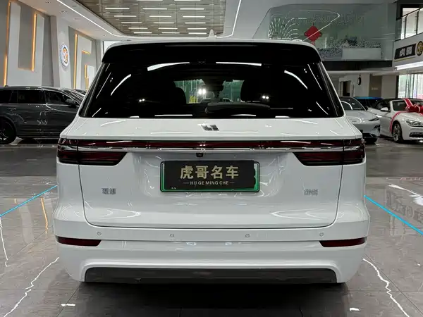 Li Auto ONE 2020, фото 5