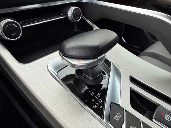 Geely Coolray 2023, фото 18
