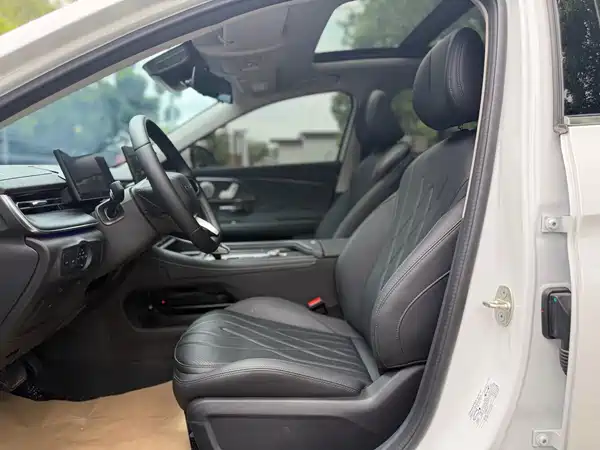 Chery Arrizo 8 PRO 2025, фото 15