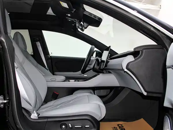 NIO ET5T 2025, фото 8