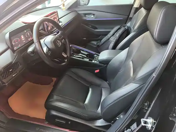 Honda Accord 2023, фото 10