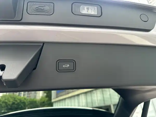 Volvo XC70 PHEV 2026, фото 18