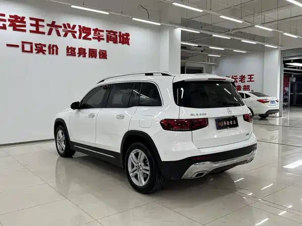 Mercedes-Benz GLB 2023, фото 5