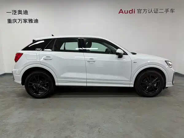 Audi Q2L 2023, фото 16