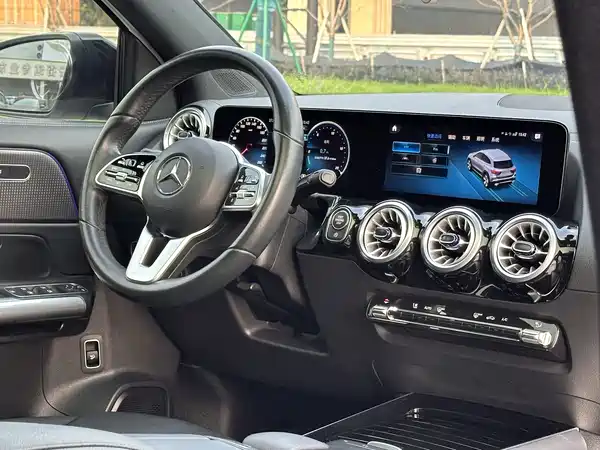 Mercedes-Benz GLA 2022, фото 8