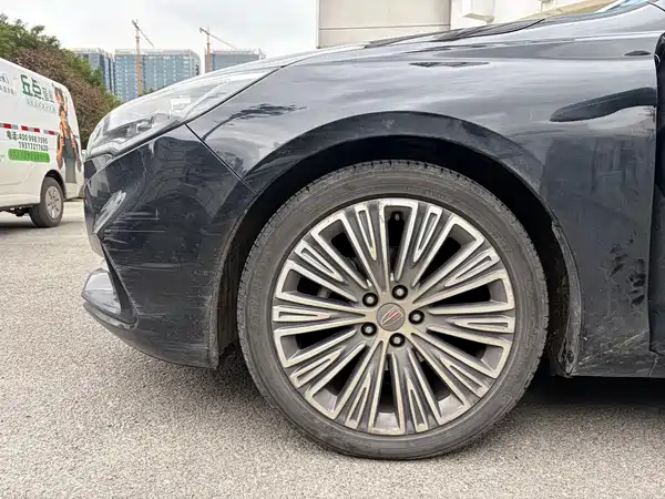 Hongqi H5 2022, фото 9