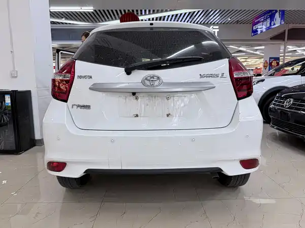 Toyota Yaris 2022, фото 4