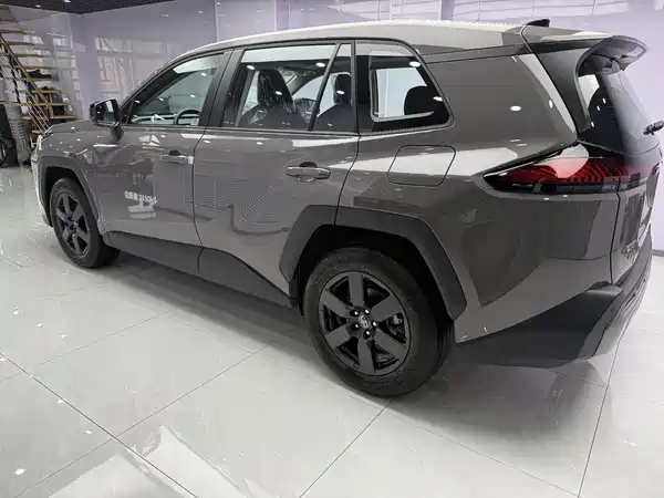 Toyota RAV4 2026, фото 8