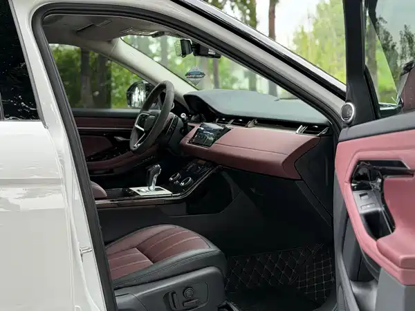 Land Rover Range Rover Evoque 2022, фото 10