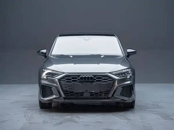 Audi A3 2023, фото 3