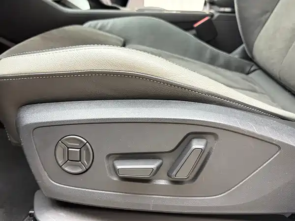 Audi Q3 2022, фото 14