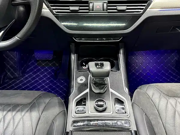 Hongqi HS5 2022, фото 15
