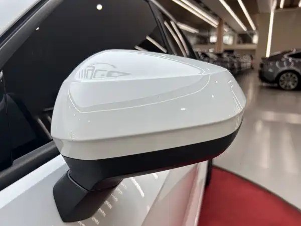 Audi Q2L 2022, фото 26
