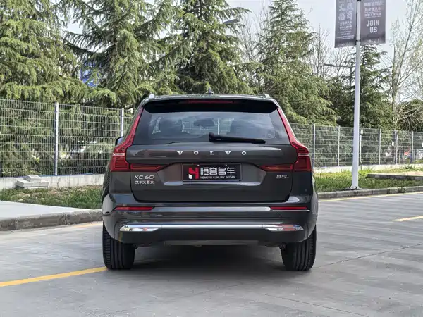 Volvo XC60 2022, фото 26