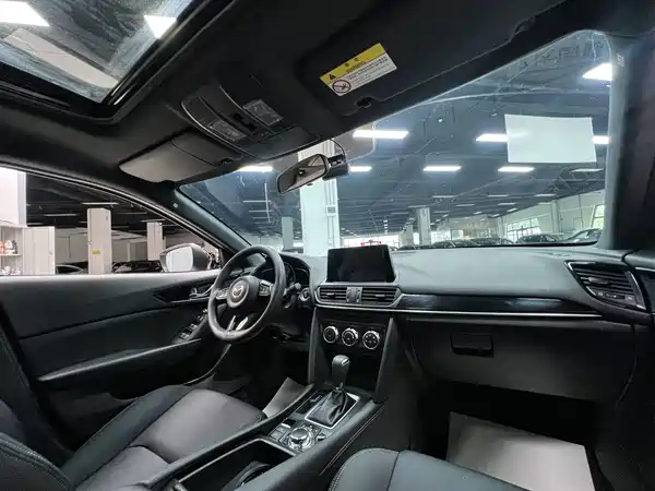 Mazda CX-4 2021, фото 18
