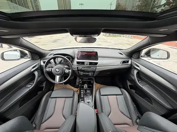 BMW X2 2023, фото 9