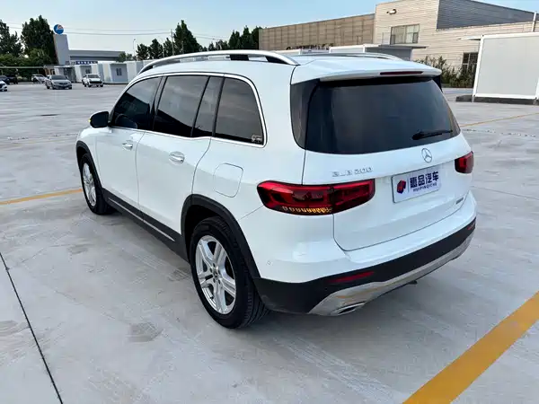 Mercedes-Benz GLB 2022, фото 4