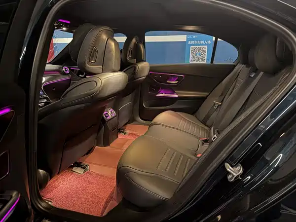 Mercedes-Benz C-Class 2024, фото 10