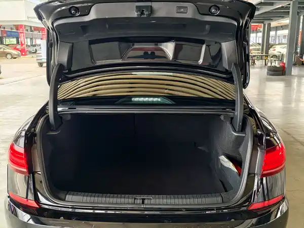Volkswagen Passat 2023, фото 19