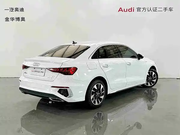 Audi A3 2024, фото 4