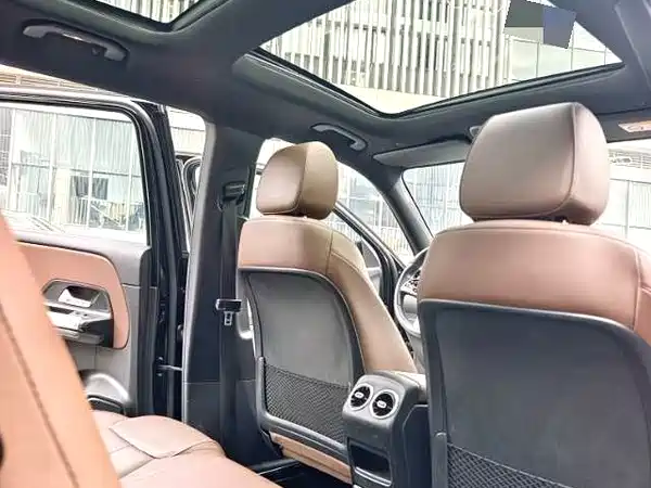 Mercedes-Benz GLB 2022, фото 7