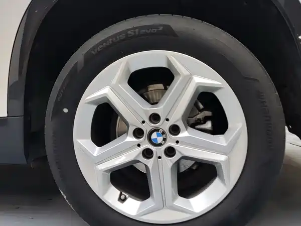 BMW X1 2023, фото 16