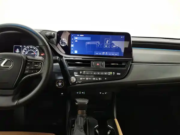 Lexus ES 2023, фото 12