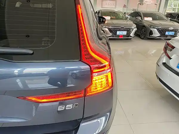Volvo XC60 2024, фото 7