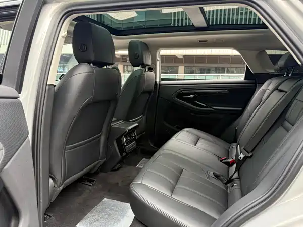 Land Rover Range Rover Evoque 2021, фото 21