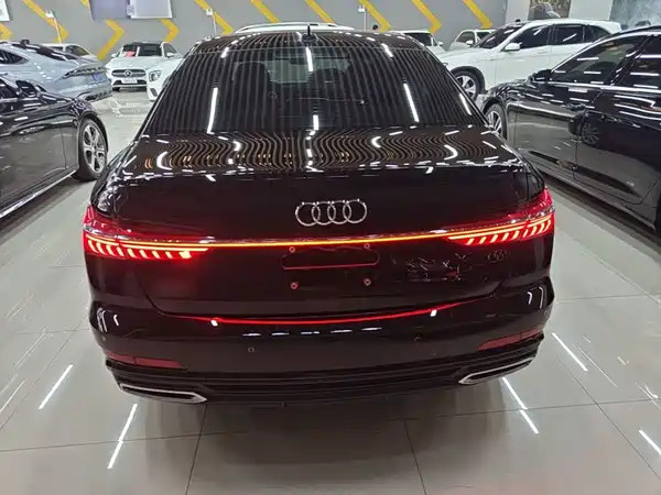 Audi A6L 2022, фото 5