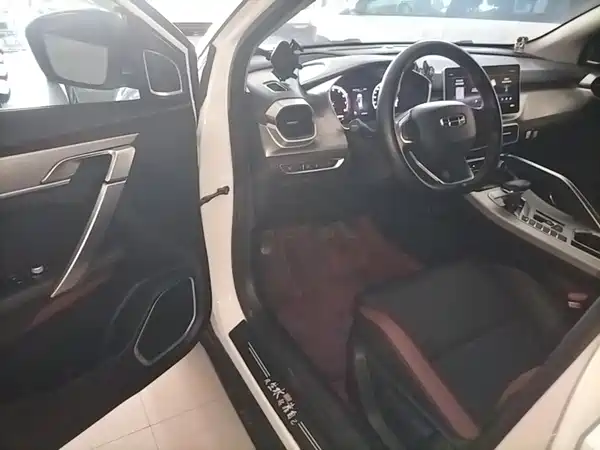Geely Coolray 2021, фото 15