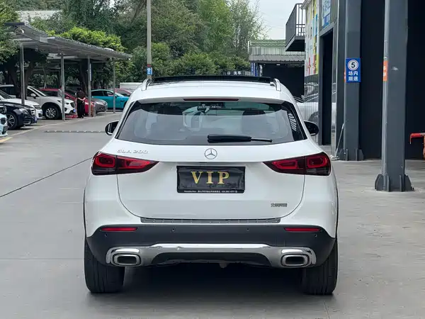 Mercedes-Benz GLA 2022, фото 3