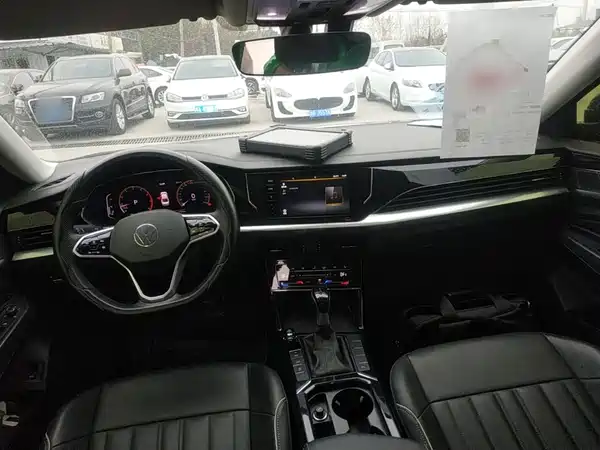 Volkswagen Passat 2023, фото 5