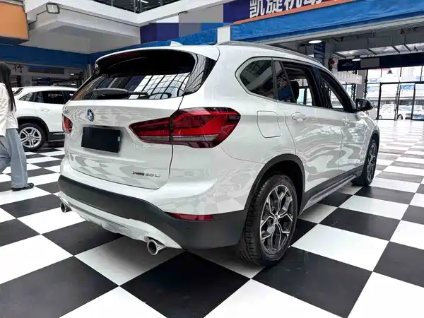 BMW X1 2022, фото 19