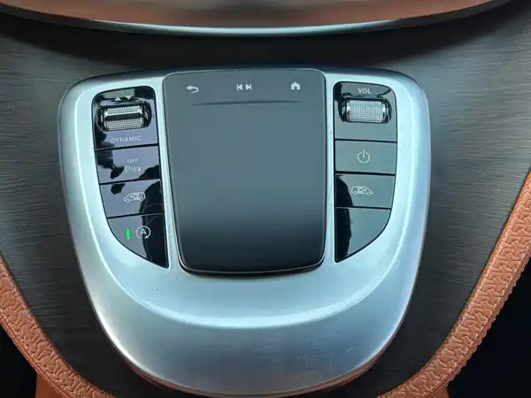 Mercedes-Benz V-Class 2022, фото 7